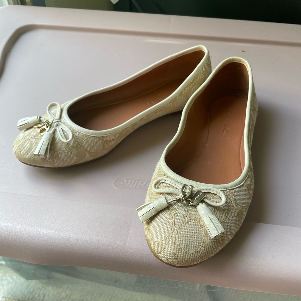 Coach Women's Beige Tassel Loafers